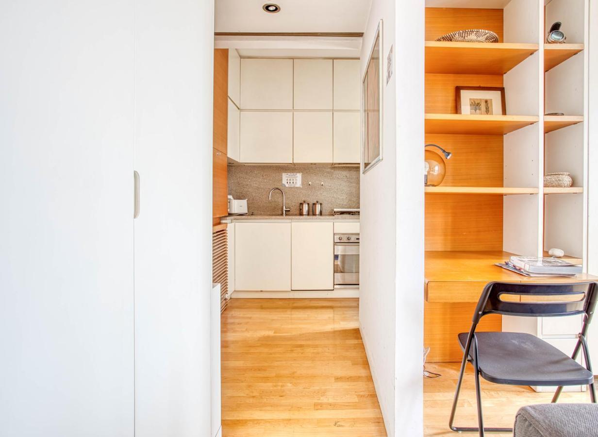 Joivy Vibrant Studio With Balcony Mailand Exterior foto