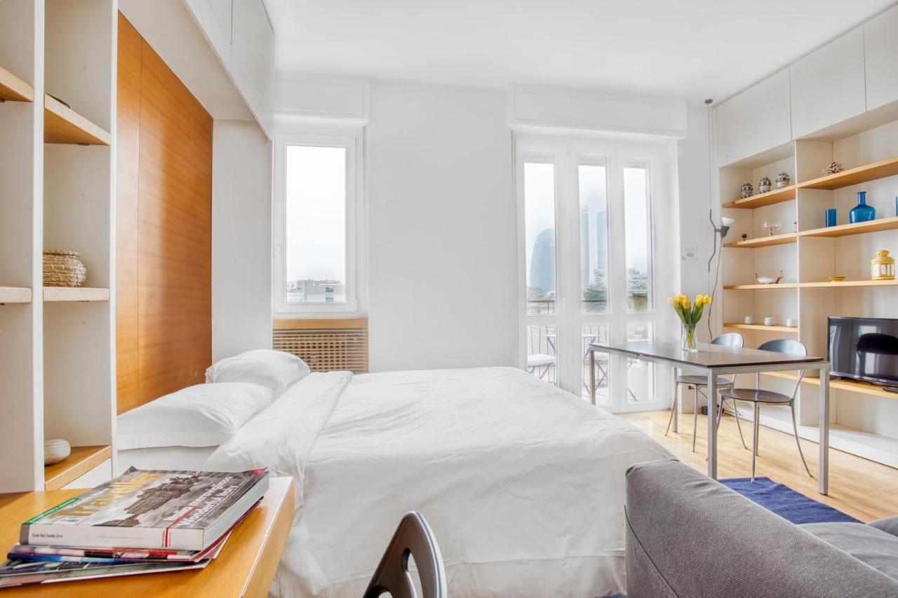 Joivy Vibrant Studio With Balcony Mailand Exterior foto