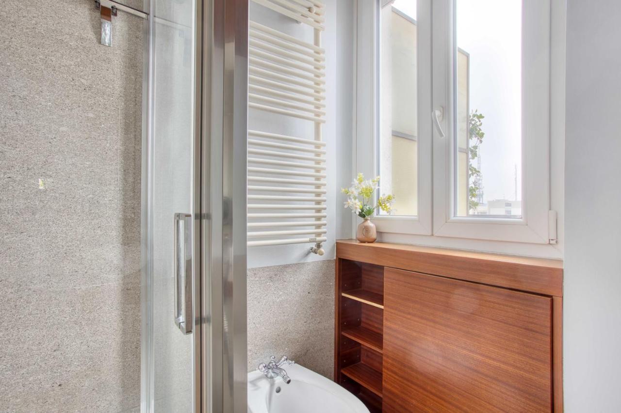 Joivy Vibrant Studio With Balcony Mailand Exterior foto